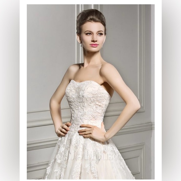 JJ’s House Ball-Gown/Princess Sweetheart Court Train Tulle Lace Wedding Dress - Picture 9 of 12